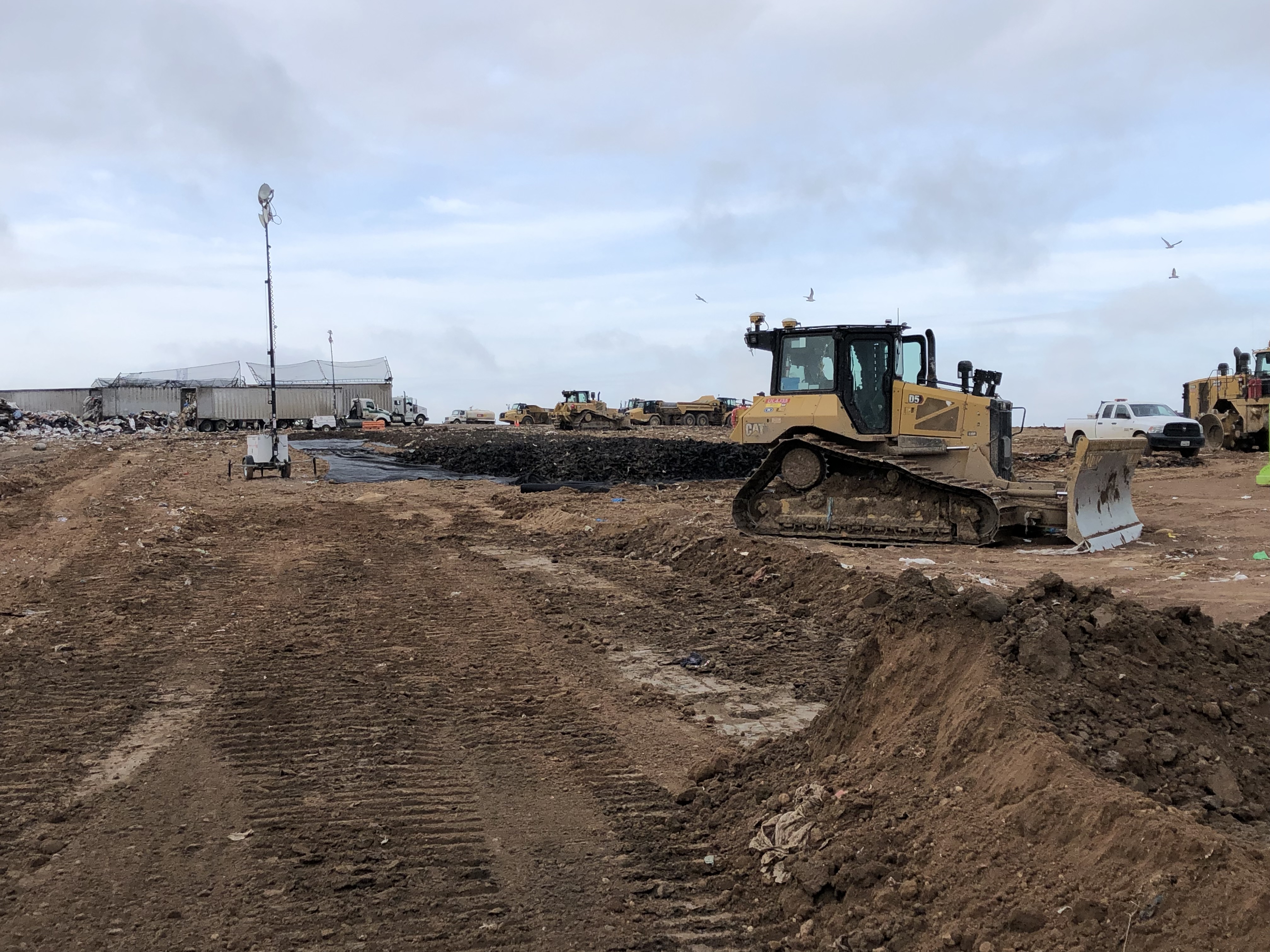 Use of tire-derived aggregates (TDA) at the Kiefer Landfill